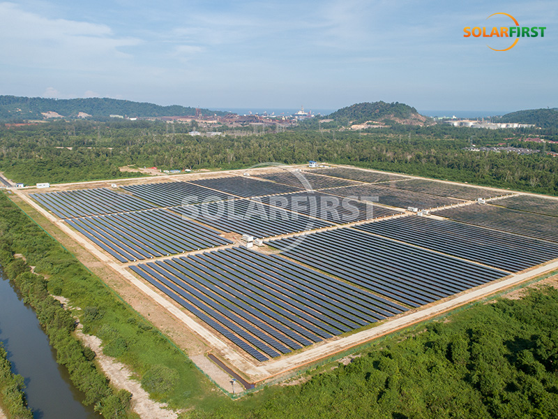 马来西亚23兆瓦峰值太阳能地面发电站