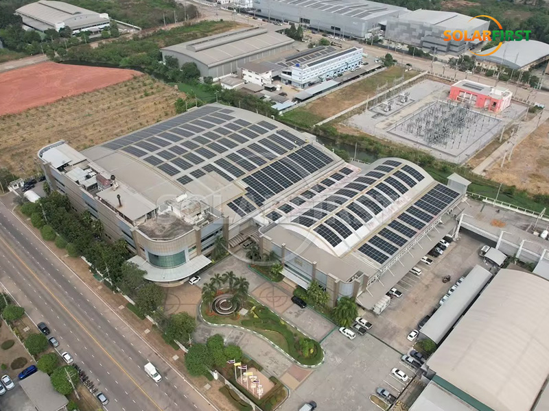 泰国2兆瓦峰值太阳能金属屋顶发电站
