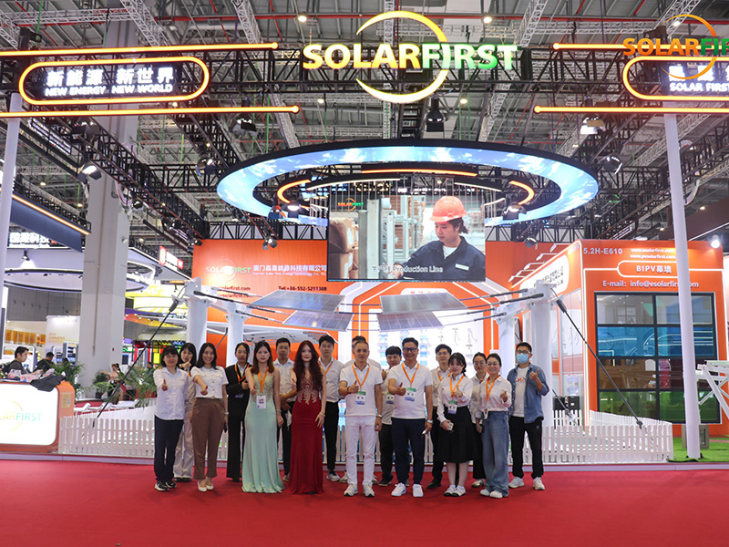 Solar First Group 在 SNEC 2025 上展示了其全面的光伏支架技术领导地位